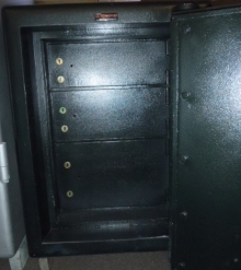 Ratner Safe