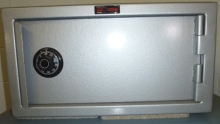 Ratner Cash Safe