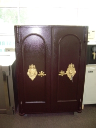 Milner Double Door Safe